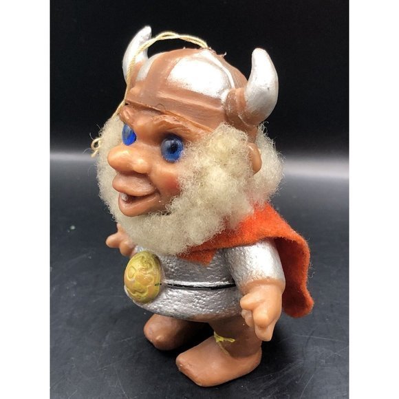 Vintage John Nissan Snaggletooth Blue Eyed Red Cape‎ Viking Troll 4” Unmarked - Picture 4 of 6